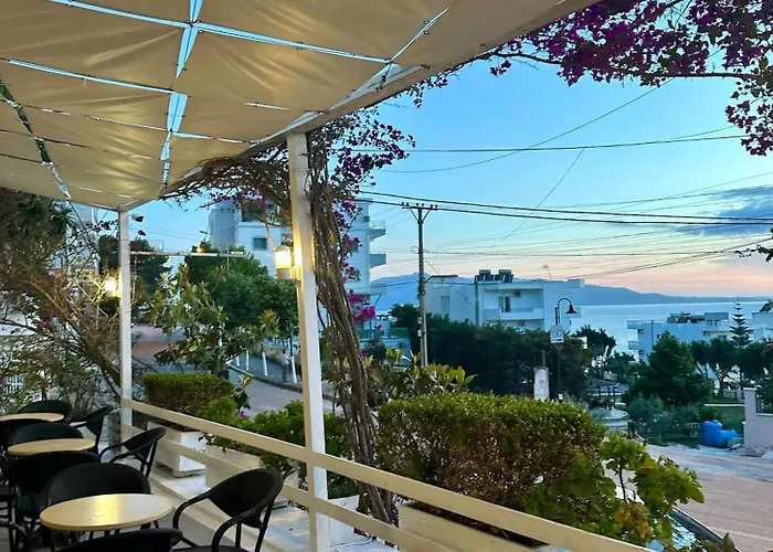 Amaiia מלון סרנדה